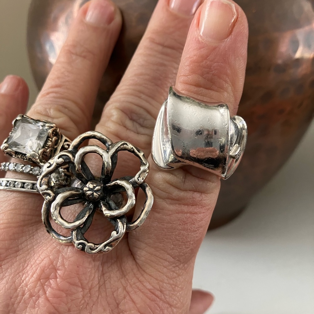 Silpada Designs Sterling Silver Bow Ring